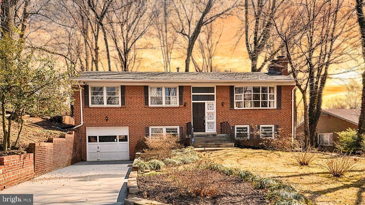 3035 HAZELTON ST, Falls Church, VA 22044