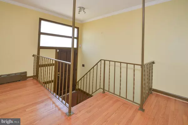 Falls Church, VA 22044,3035 HAZELTON ST
