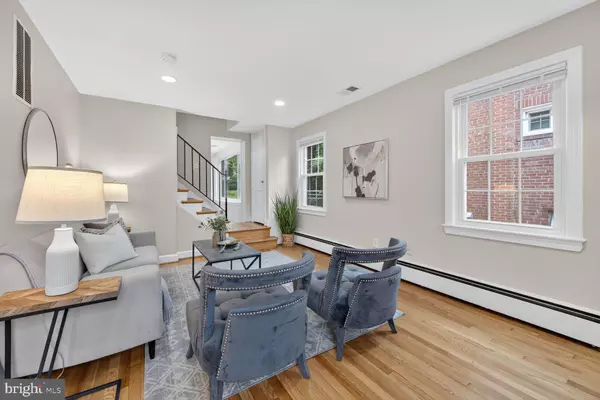 Cheverly, MD 20785,2813 LAUREL AVE