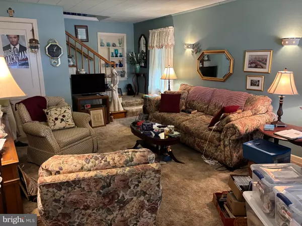 Ephrata, PA 17522,732 CENTER AVE