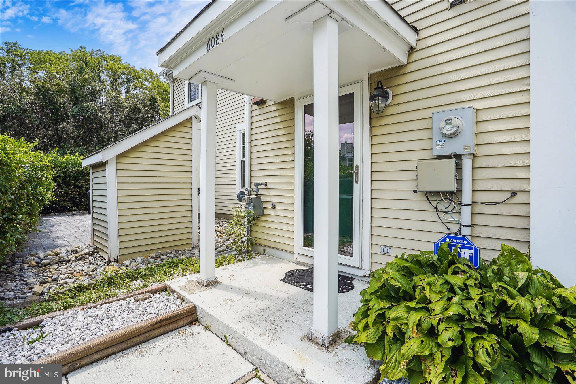 Centreville, VA 20120,6084 NETHERTON ST
