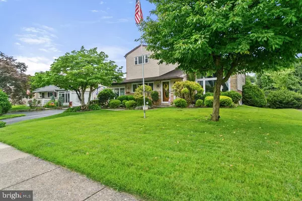 Broomall, PA 19008,324 WARREN BLVD