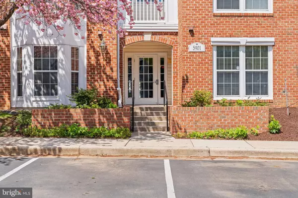 Columbia, MD 21045,5901 MILLRACE CT #H-103