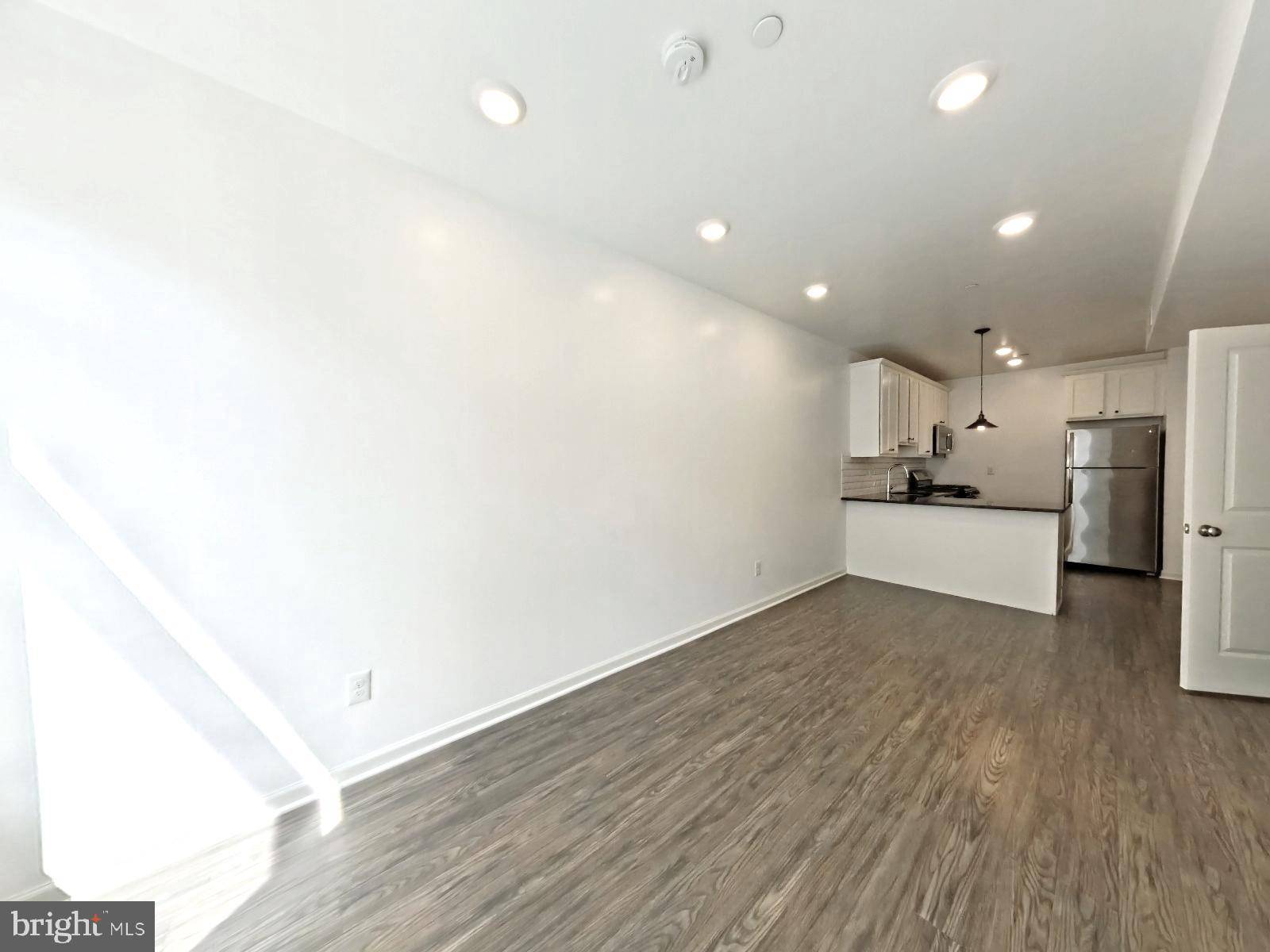 Philadelphia, PA 19128,6619 RIDGE AVE #402