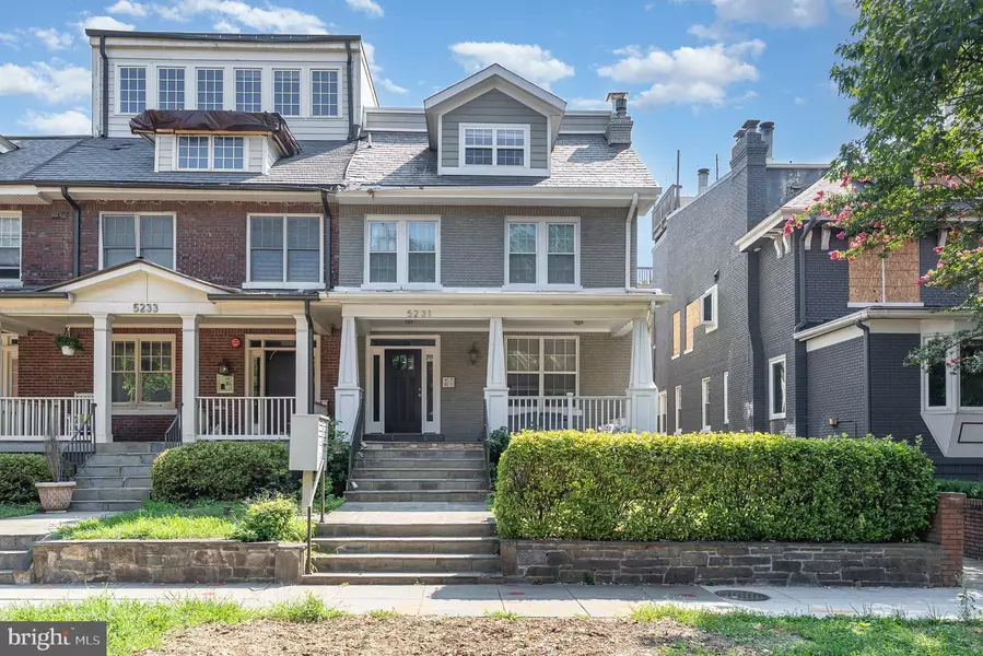 5231 CONNECTICUT AVE NW #102, Washington, DC 20015