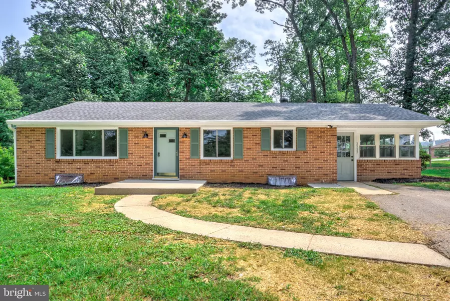 2532 PINE GROVE RD, York, PA 17403