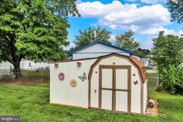 Smithsburg, MD 21783,16 CHIPS CT