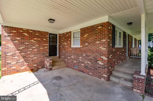 Colonial Beach, VA 22443,333 SANTA MARIA AVE