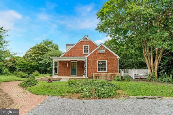 Fairfax, VA 22030,10603 OAK PL