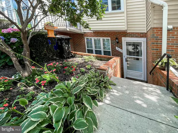 Laurel, MD 20707,7615 NORTH ARBORY WAY #121