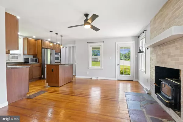 York, PA 17406,3550 N SUSQUEHANNA TRL