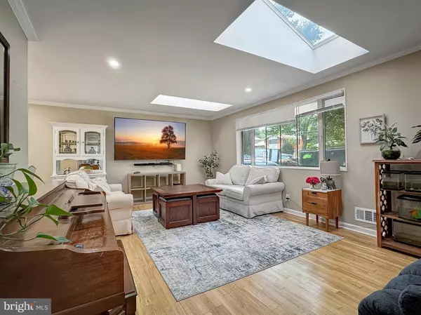 Silver Spring, MD 20902,2408 LILLIAN DR