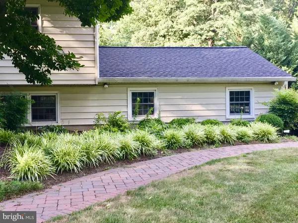 Princeton, NJ 08540,328 DODDS LN