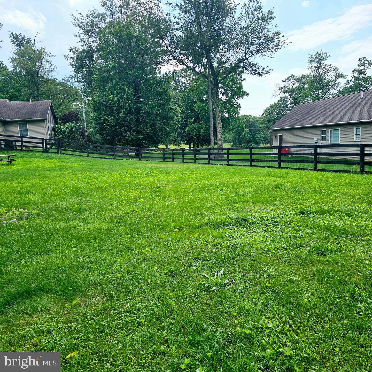 Shippensburg, PA 17257,212 WALNUT DALE RD