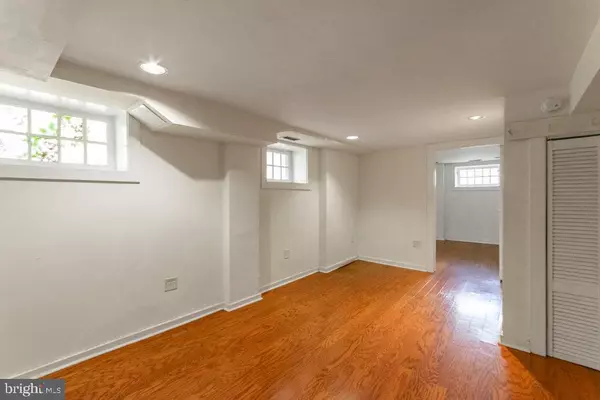 Philadelphia, PA 19104,3512 LANCASTER AVE #1W