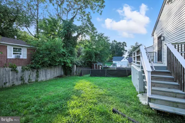 Capitol Heights, MD 20743,4617 HEATH ST