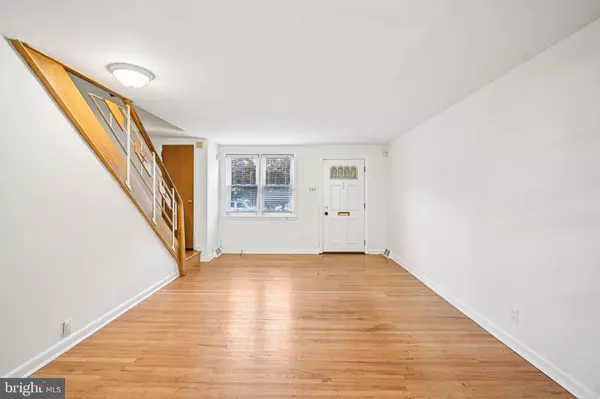 Philadelphia, PA 19131,4072 FORD RD