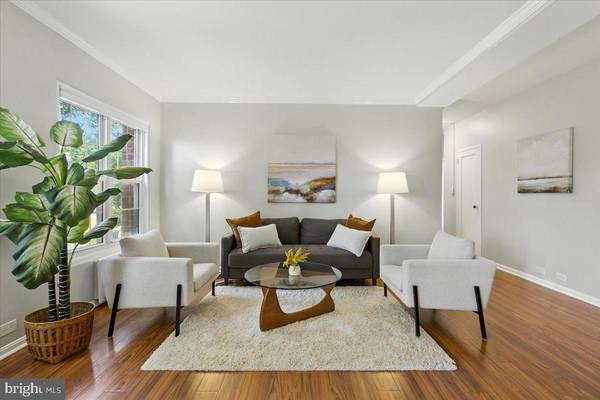 Alexandria, VA 22302,3504 MARTHA CUSTIS DR #315
