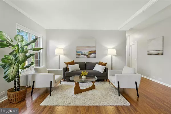 Alexandria, VA 22302,3504 MARTHA CUSTIS DR #315
