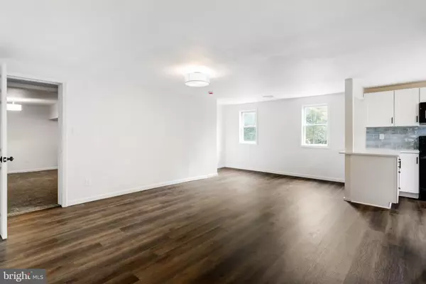 Bensalem, PA 19020,2145 DUNKSFERRY RD