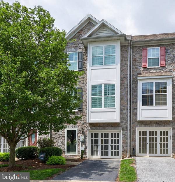 York, PA 17403,1245 STONEHAVEN WAY