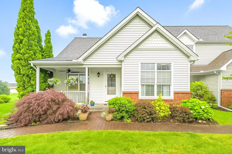 1017 KENT GDN, Lititz, PA 17543