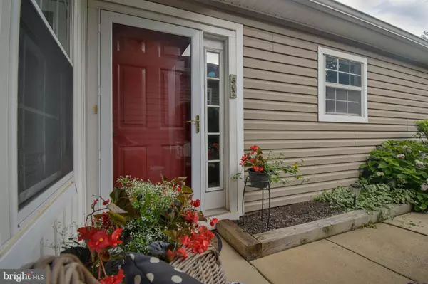 Glen Mills, PA 19342,302 STANTON CT #302
