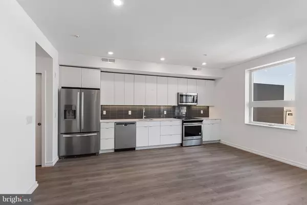 Philadelphia, PA 19122,1229-31 N FRONT ST