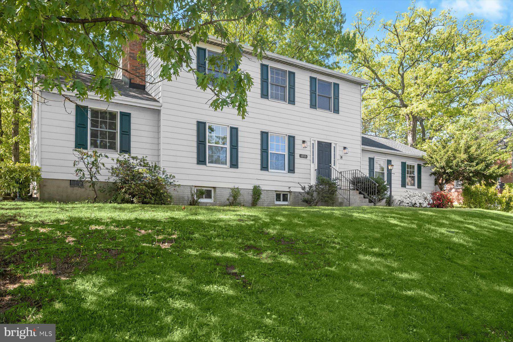 University Park, MD 20782,6935 PINEWAY