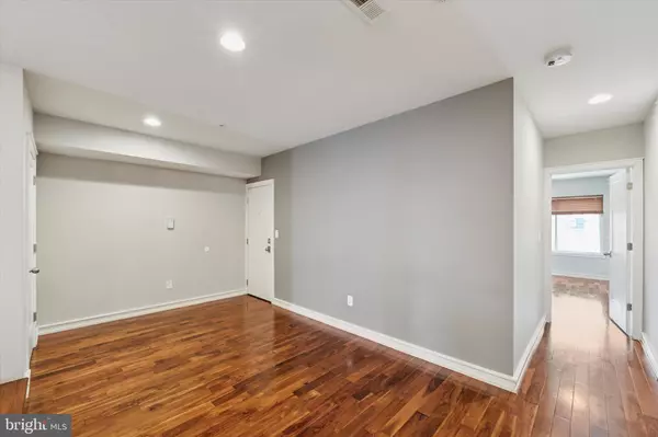 Philadelphia, PA 19122,1321 N 7TH ST #2