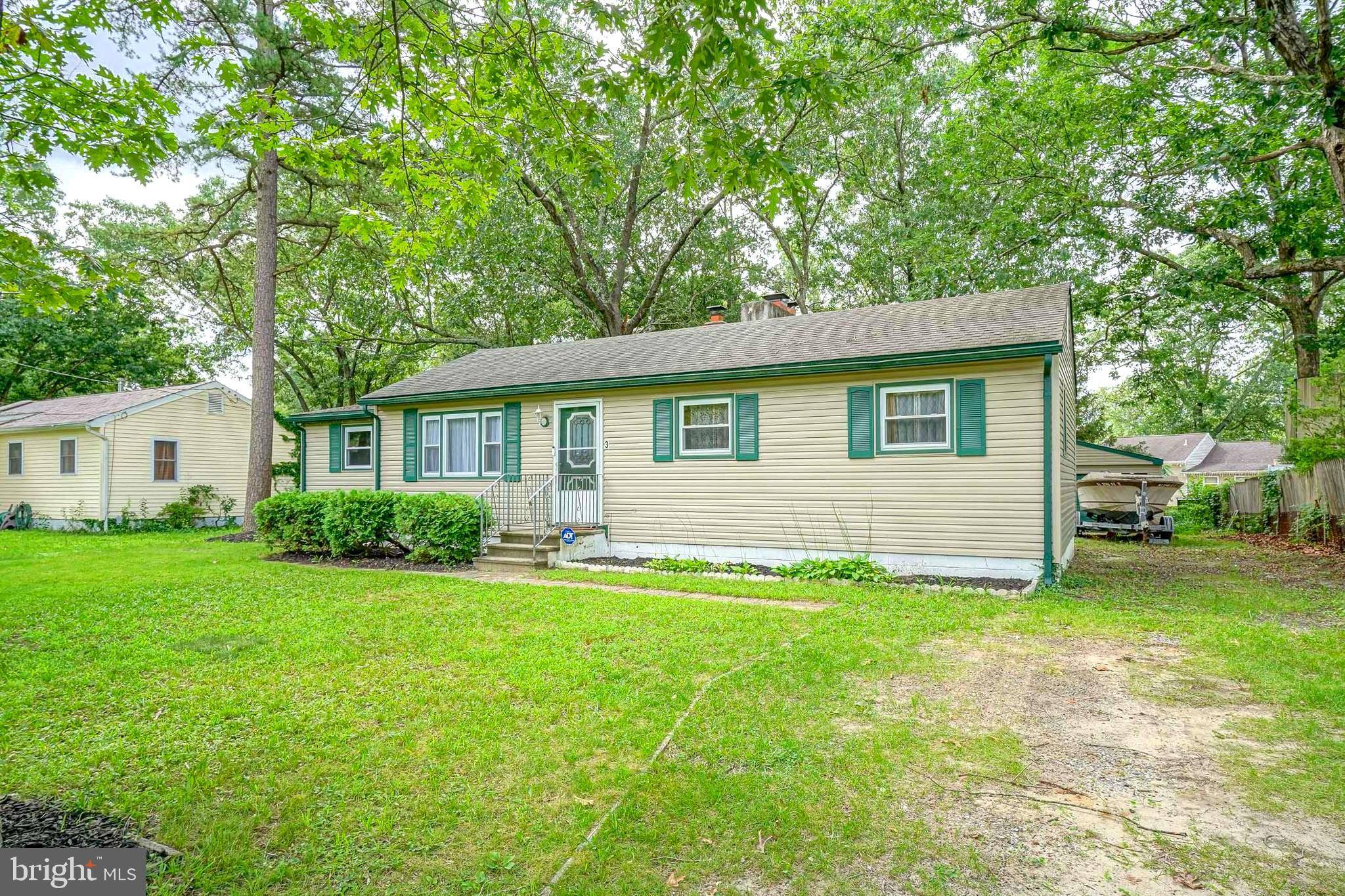 Williamstown, NJ 08094,3 E BEACH RD