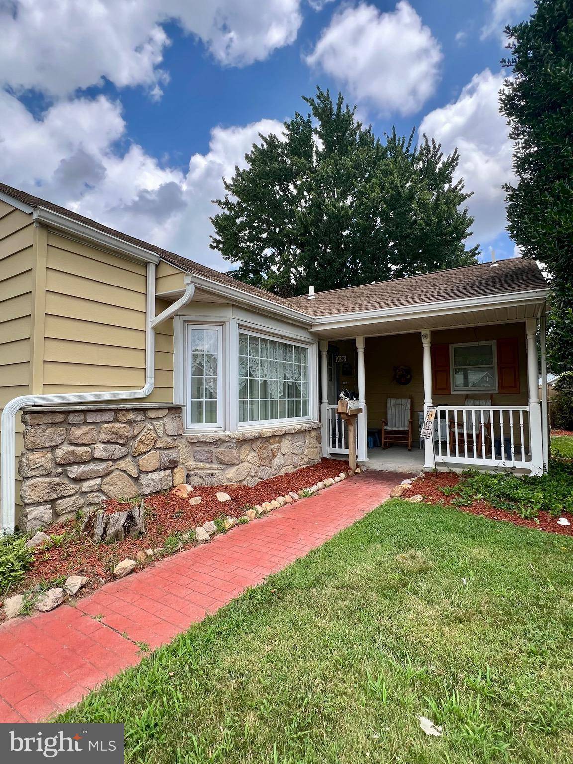 Fairless Hills, PA 19030,142 BEDFORD RD