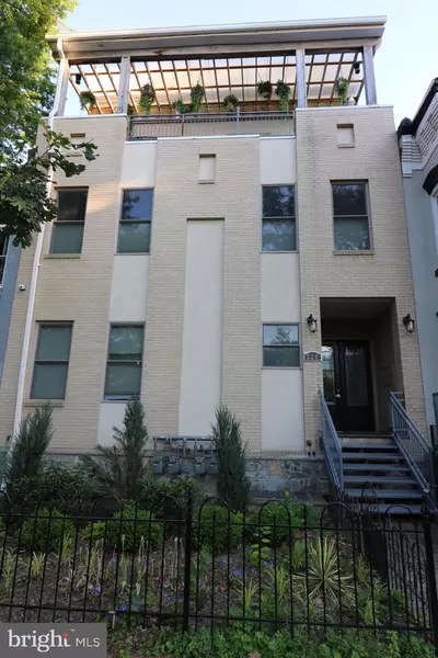 220 P ST NW #2, Washington, DC 20001