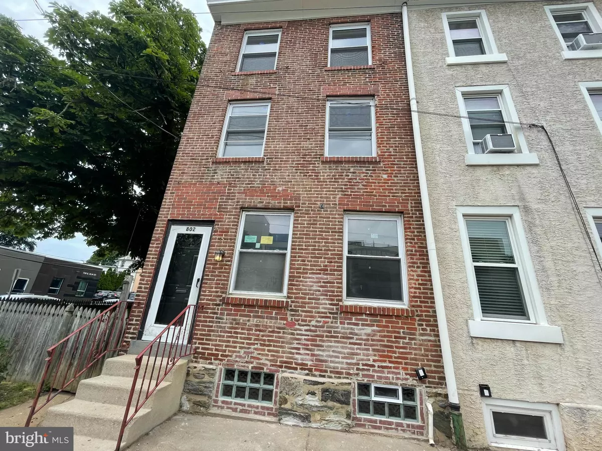 Conshohocken, PA 19428,802 E ELM ST