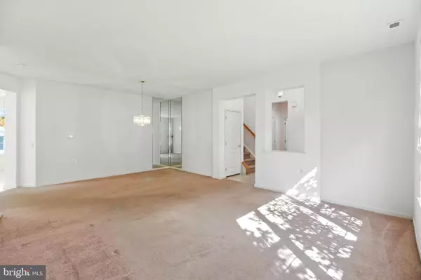 Hainesport, NJ 08036,110 PAISLEY PL