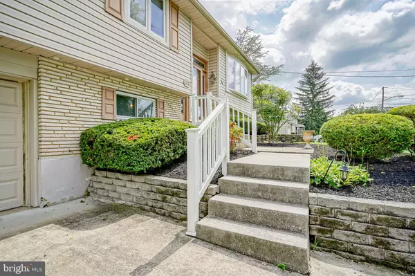 Somerdale, NJ 08083,113 SHERBROOK BLVD