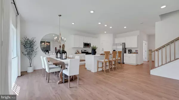 York, PA 17408,2005 PAPERBACK WAY