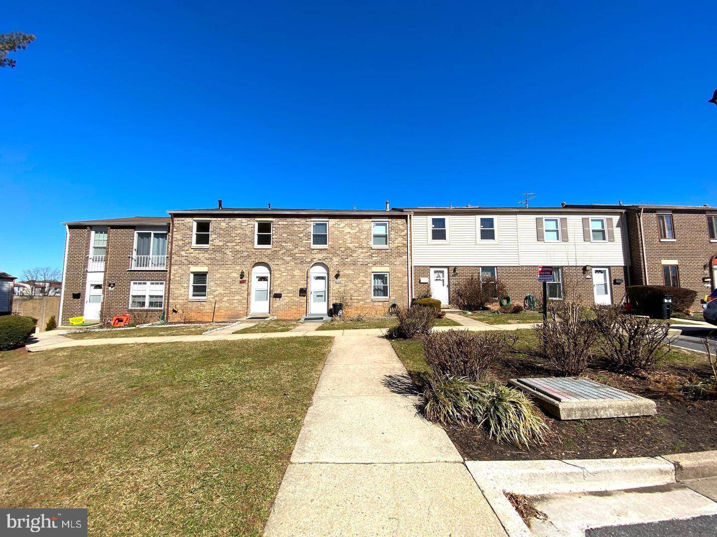 Gaithersburg, MD 20878,806 WEST SIDE DR #11-C