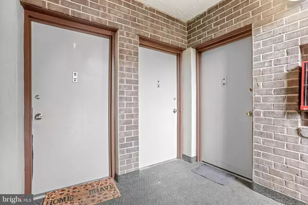 Woodbridge, VA 22192,12701 LOTTE DR #203