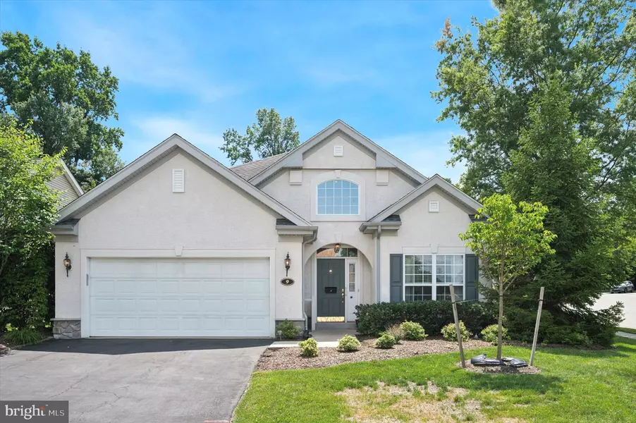 9 CORBETT DR, Upper Chichester, PA 19061