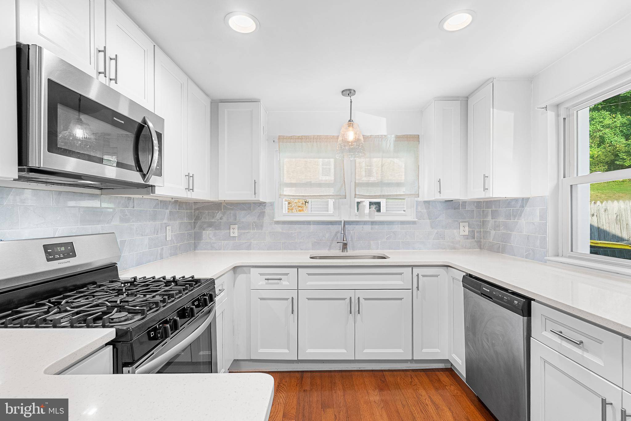 Hellertown, PA 18055,2354 POLK VALLEY RD