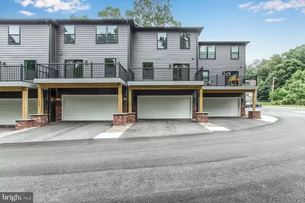 Hummelstown, PA 17036,147 HIGH POINTE #28