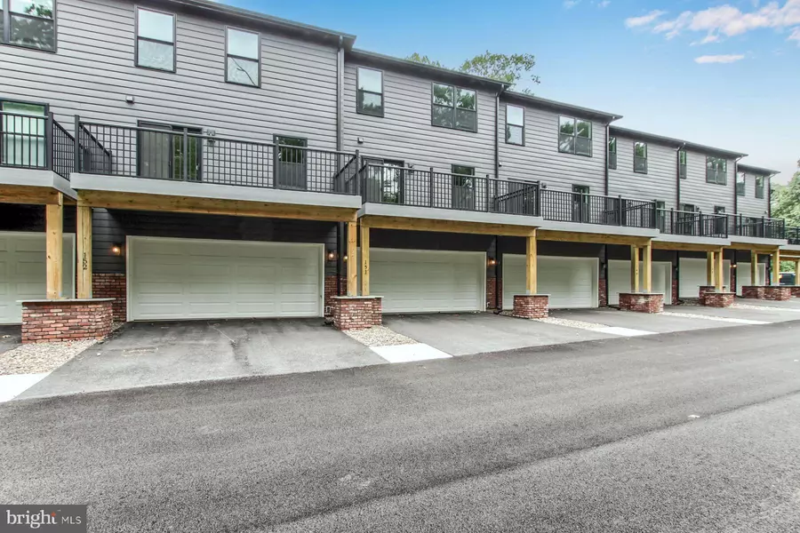 147 HIGH POINTE #28, Hummelstown, PA 17036