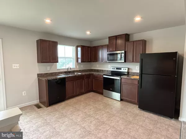 Martinsburg, WV 25403,57 SEBAGO PL