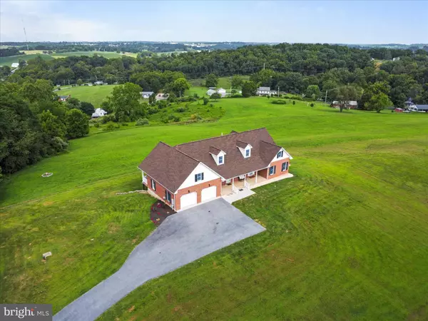 Waynesboro, PA 17268,562 W 8TH ST