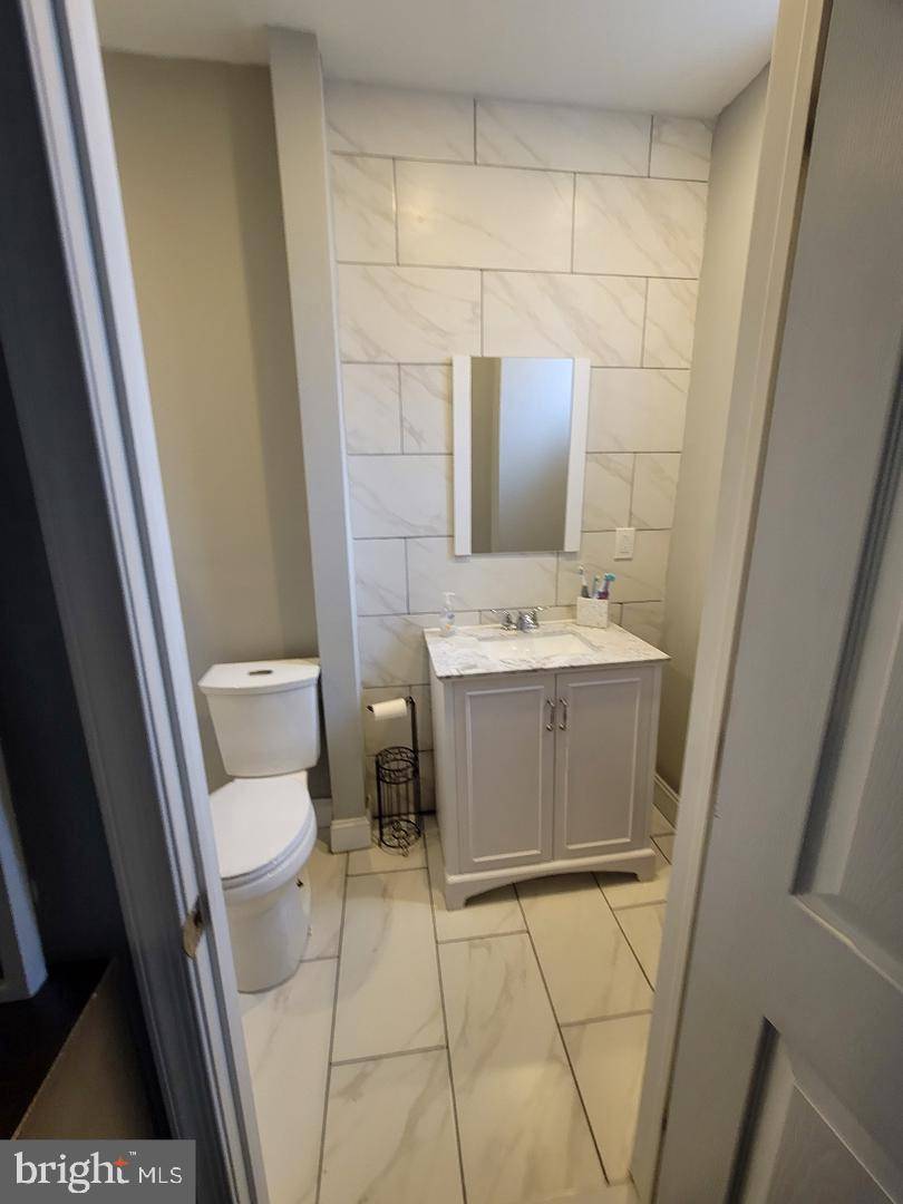 Jenkintown, PA 19046,749 YORKWAY PL #1ST FLOOR