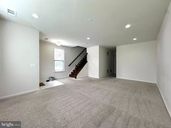 Brambleton, VA 20148,23451 EPPERSON SQ