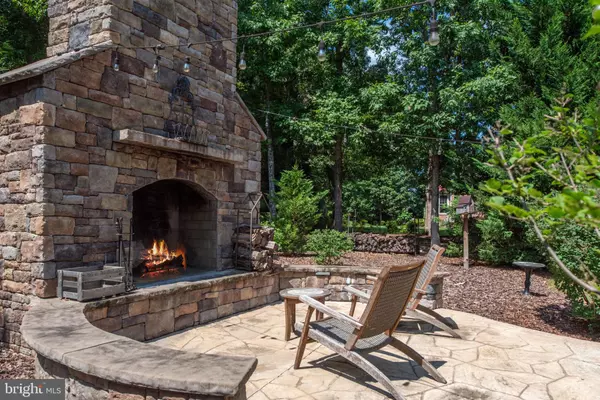 Spotsylvania, VA 22551,11208 KNOLLS END