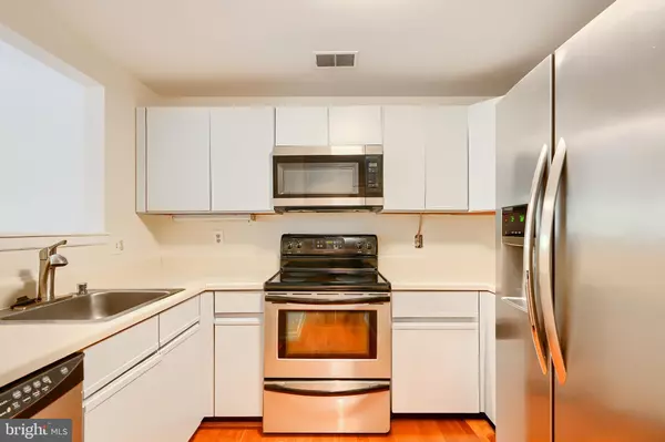 Baltimore, MD 21201,123 W BARRE ST #101