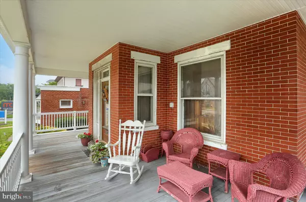 Camp Hill, PA 17011,21 W MAIN ST